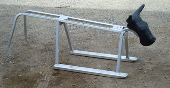 Aluminum roping dummy